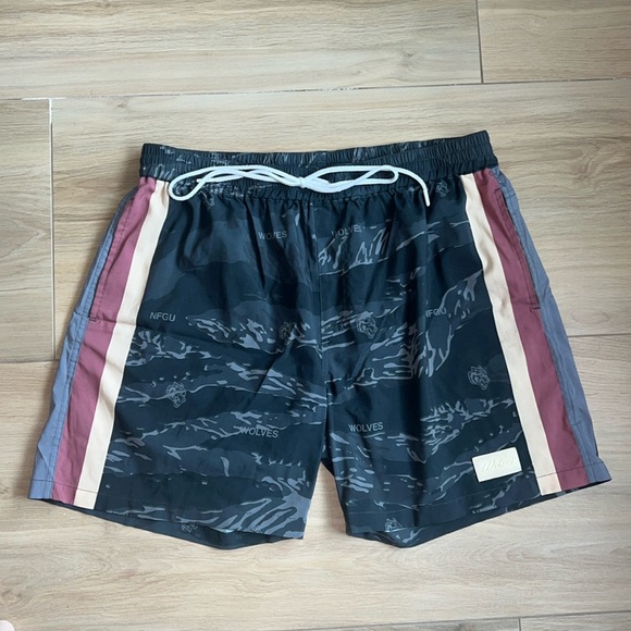 NWOT Darc Sports Wolves Shorts - Picture 1 of 6